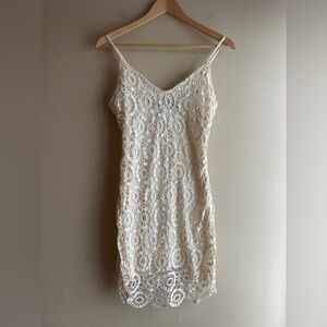 Jack Women Cream Sleeveless Mid Dress Size 8